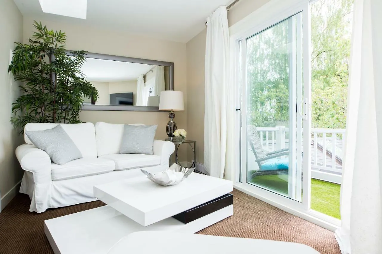 Auberge Victoria 4*,